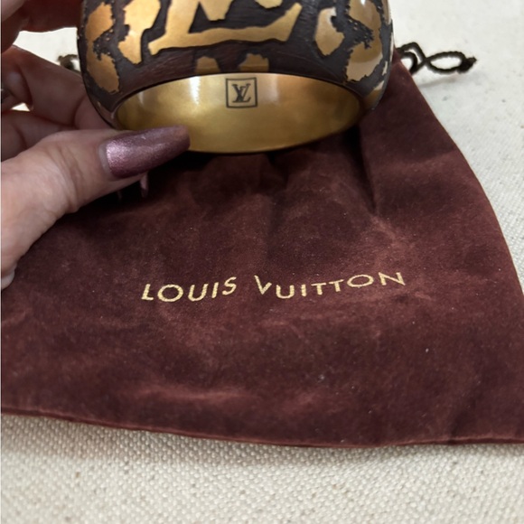 Louis Vuitton Runway Bracelet - Picture 13 of 14